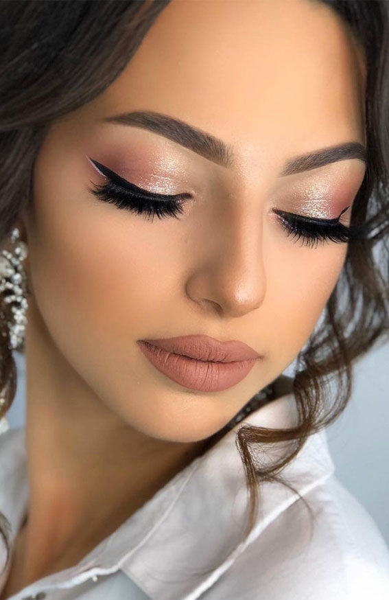 Beautiful Makeup Ideas That Are Absolutely Worth Copying : pink and black &  white eyeliner
