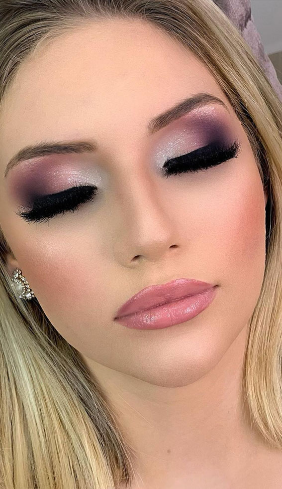 Beautiful Makeup Ideas That Are Absolutely Worth Copying : Matte smokey purple