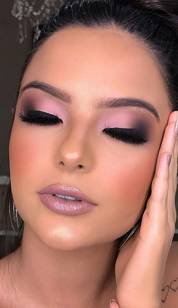 Beautiful Makeup Ideas That Are Absolutely Worth Copying :  Smokey purple makeup look