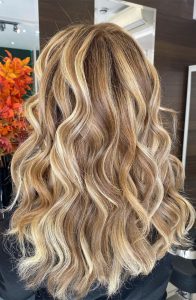 Beautiful Hair Colour Trends 2021 : Bronde with Contrast