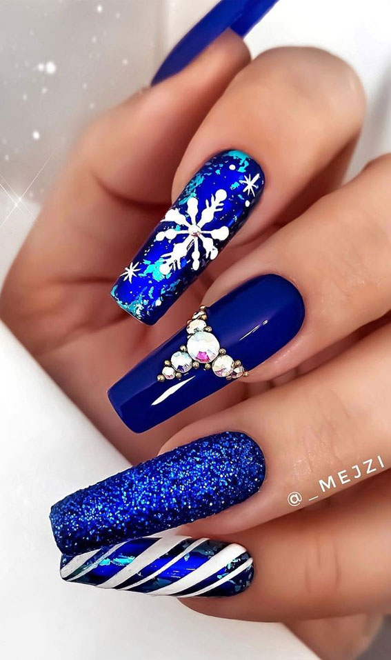 Festive Christmas Nail Art Ideas : Cobalt Blue Christmas Nails