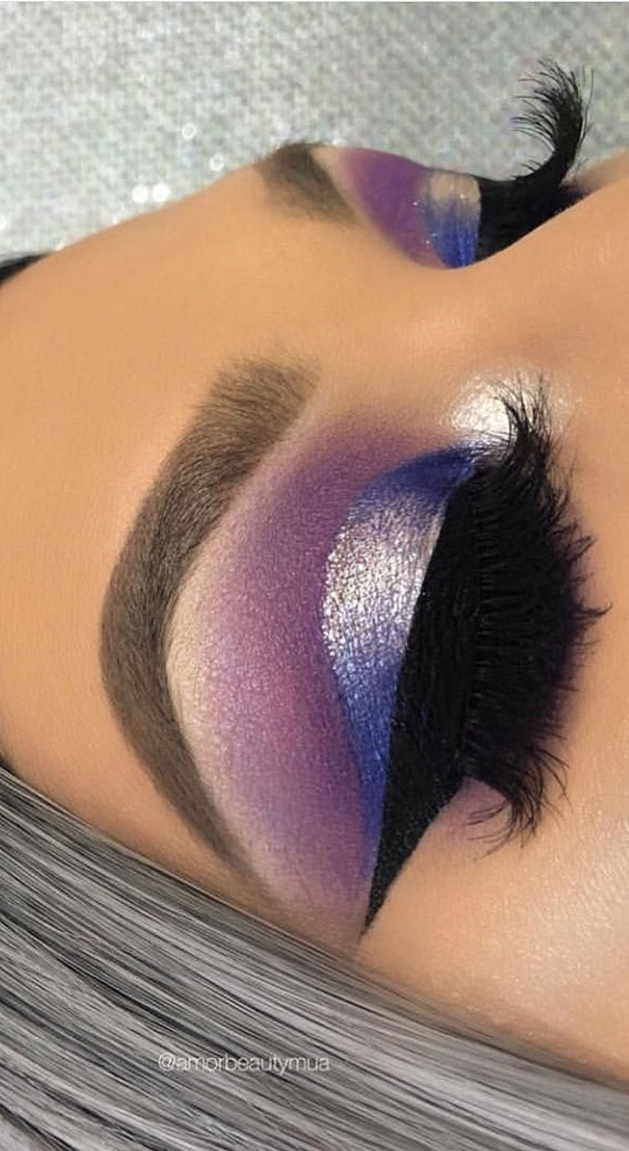 Gorgeous Makeup Trends To Be Wearing in 2021 : Indigo & Purple Makeup Look