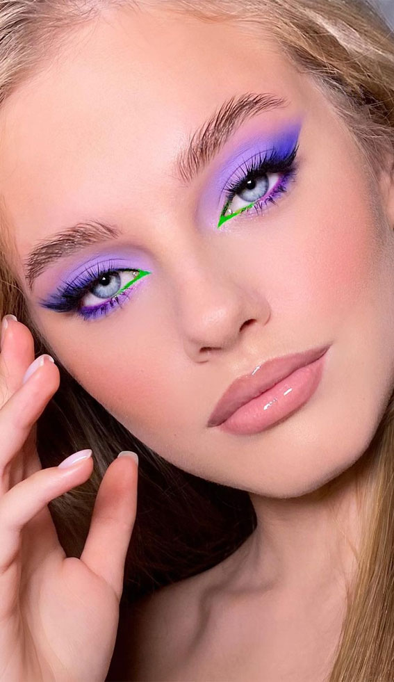 Gorgeous Makeup Trends To Be Wearing in 2021 :  Bright Lavender Swoosh