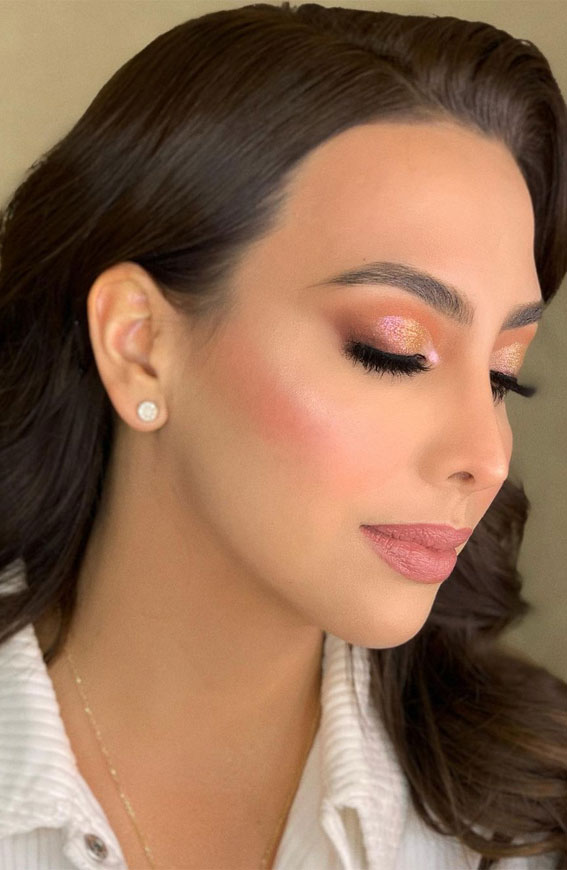 Beautiful Makeup Ideas That Are Absolutely Worth Copying : Rose Gold