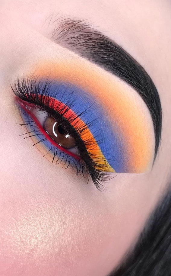 Gorgeous Makeup Trends To Be Wearing in 2021 : Blue and orange