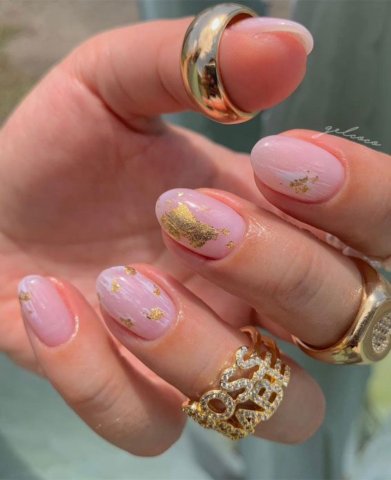 pink and gold nails, nail designs, mix and match nail designs 2021, pink and gold nails,  nail art ideas 2021, nail trends 2021, simple nail designs , elegant nails, wedding nails