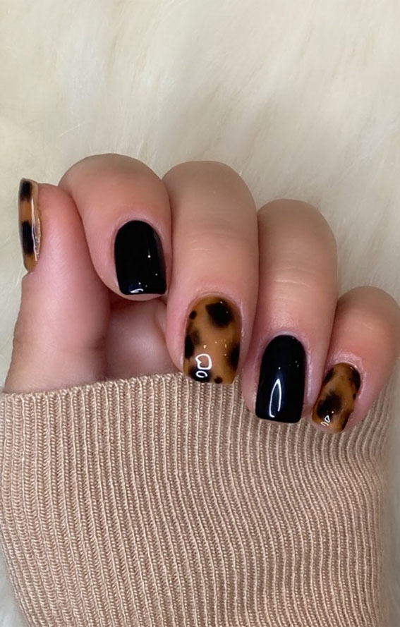 Most Beautiful Nail Designs You Will Love To wear In 2021 : Mixed Tortoise Shell Nails