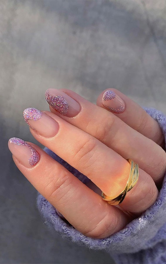 33 Way to Wear Stylish Nails  Subtle marble effect nails