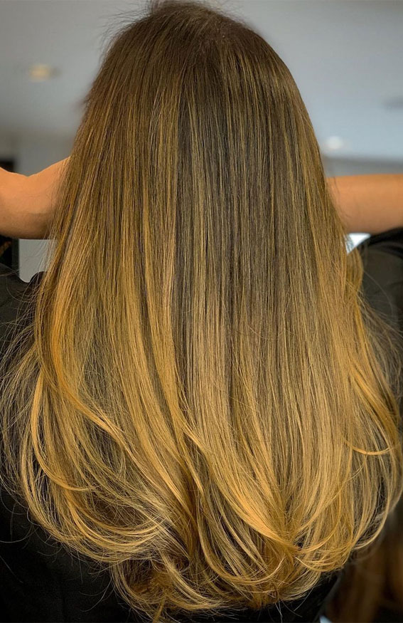 Best Hair Colours To Look Younger : Buttery blonde ombre hair