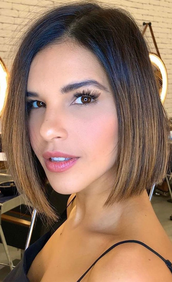 Best Hair Colours To Look Younger : Bob haircut with ombre caramel 