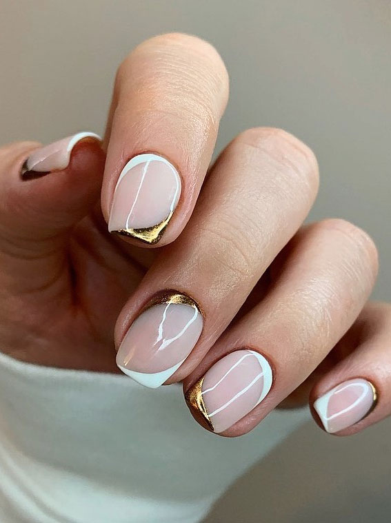 abstract nails, pink and gold nails, spring nails , spring nail art designs, nail trends 2021