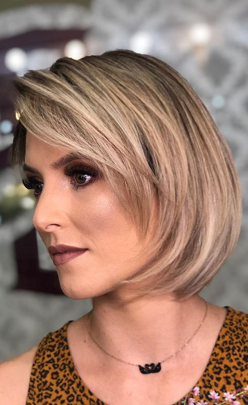 Best haircuts & Hairstyles To Try in 2021 : Bob haircut with side part