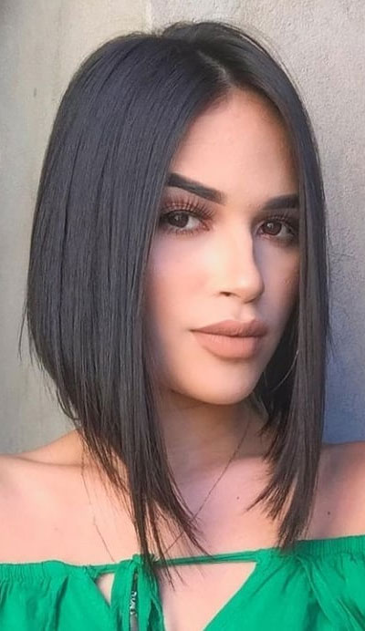 Best haircuts & Hairstyles To Try in 2021 : angled lob haircut
