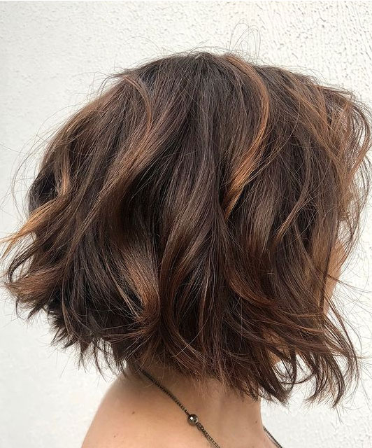 Best haircuts & Hairstyles To Try in 2021 : Undone Bob Haircut