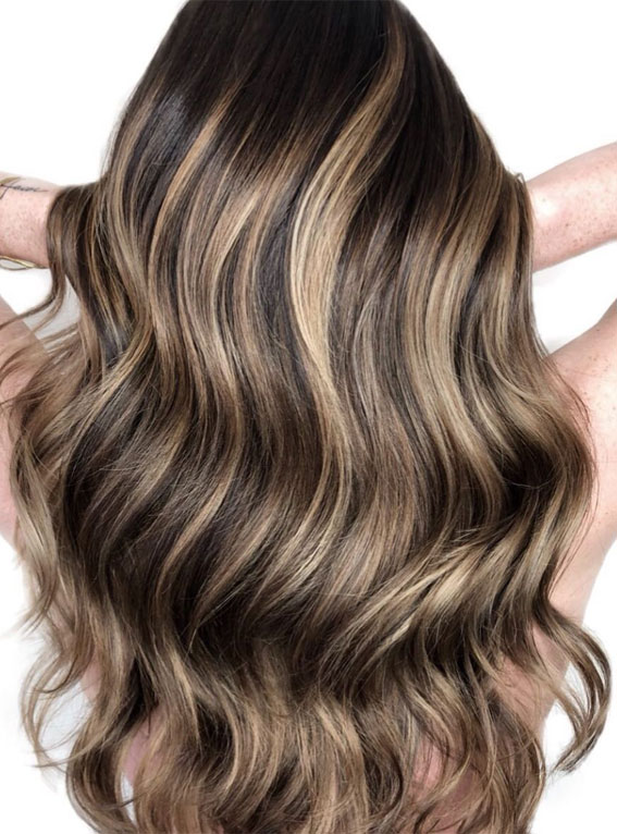 brown hair with blonde highlights, brown hair color ideas, chocolate toffee, chocolate truffle hair with blonde, brown hair with highlights, brown hair , brunette hair, brown hair color ideas, brunette balayage, hair color, fall hair color ideas #fallhaircolor #haircolor #balayage