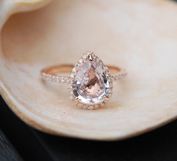 Utterly Beautiful Engagement Rings You’ll Want To Own : Pear Halo Engagement Ring