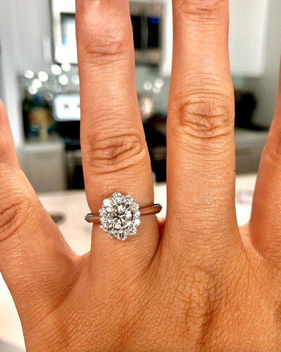 Utterly Beautiful Engagement Rings You’ll Want To Own : Flower Halo Engagement Ring