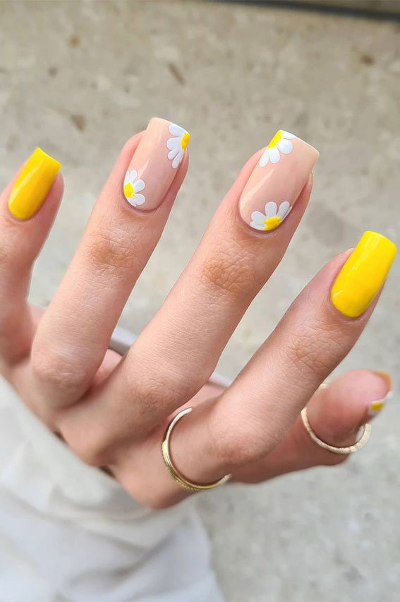 yellow nail art design, yellow nail color, daisy and yellow nails, spring nails, summer nail design, flower nail art design