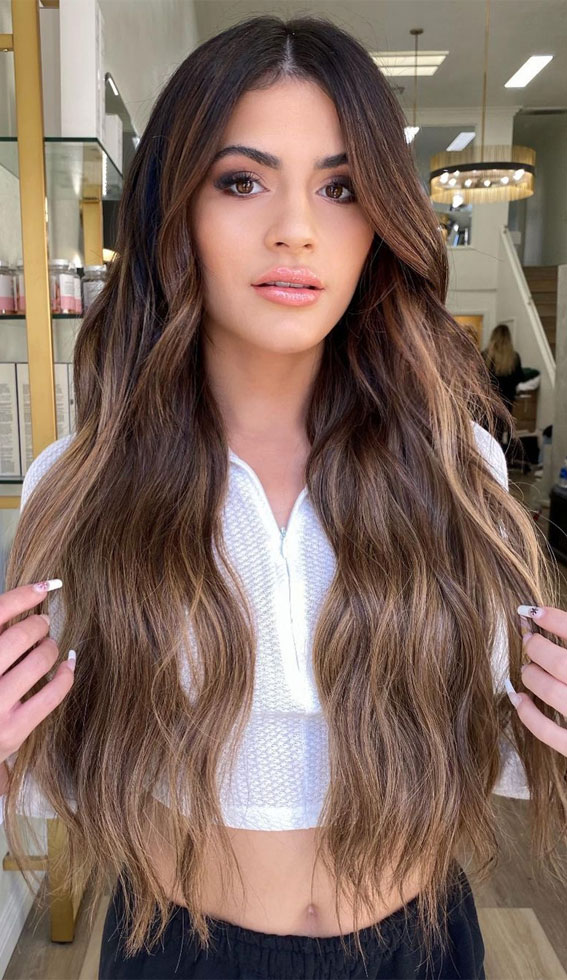 70 Hottest Brown Hair Colour Shades For Stunning Look : Pretty brunette with blonde highlights