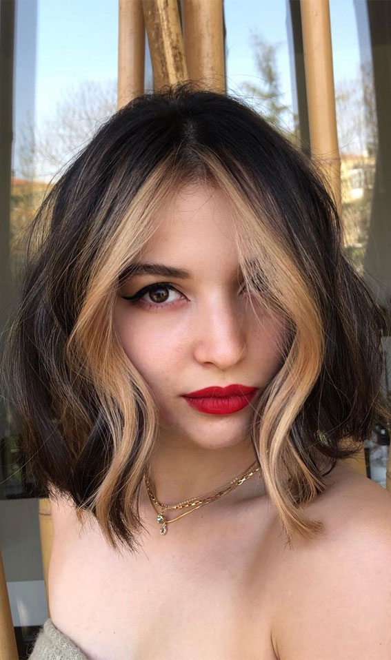 Best haircuts & Hairstyles To Try in 2021 : Dark Hair Textured Cut