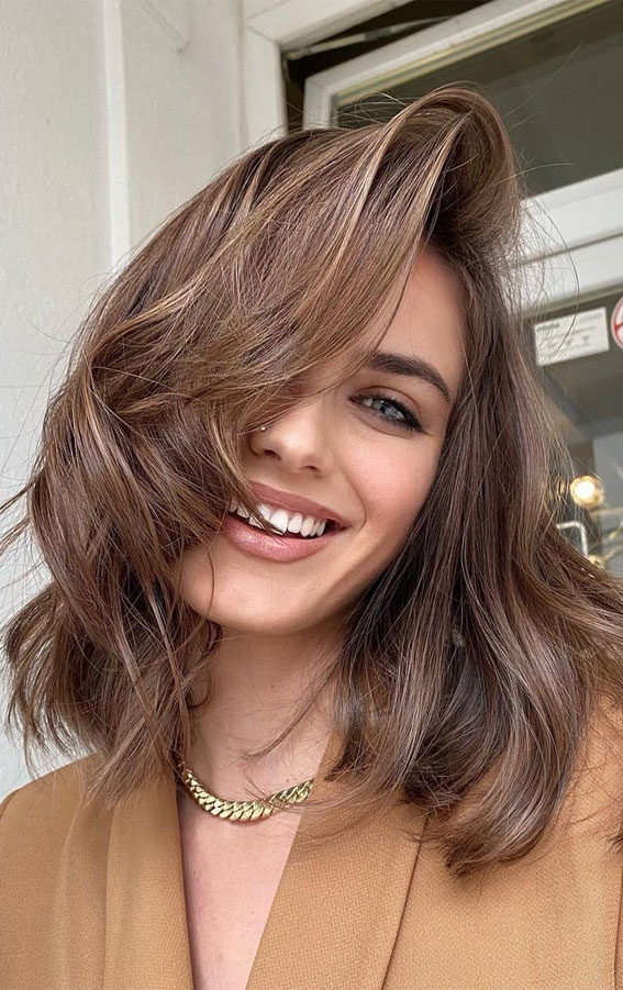 lob haircut, mushroom brown hair color, hair color 2021, brown hair color ideas, hair color ideas, hair color highlights, hair color for brunette, hair color for morena, 2021 short hair color trends, under hair color ideas, short hair color ideas, hair color ideas for brunettes, hair color ideas 2021, two-tone hair color ideas, hair color ideas for dark hair #haircolor #brownhair