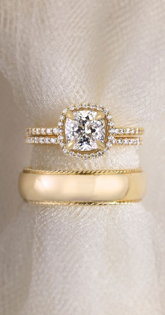 54 Popular Styles of Engagement Rings : 14k Yellow Cushion Cut