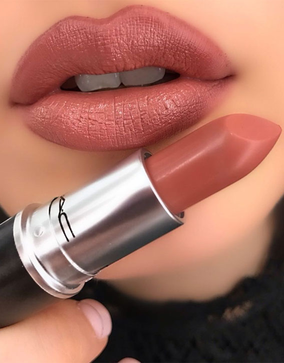 Mac Half ‘n’ Half and Whirl : Mac Half ‘N Half lipstick swatches on lips