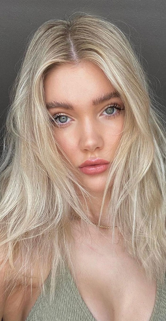 Pretty Natural no Makeup Look To Try in 2021 : no makeup look for blonde hair