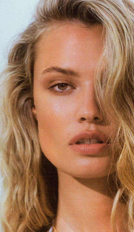 Pretty Natural no Makeup Look To Try in 2021 : Sexy beach makeup look