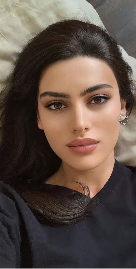 Pretty Natural no Makeup Look To Try in 2021 : Pretty Natural Makeup Look