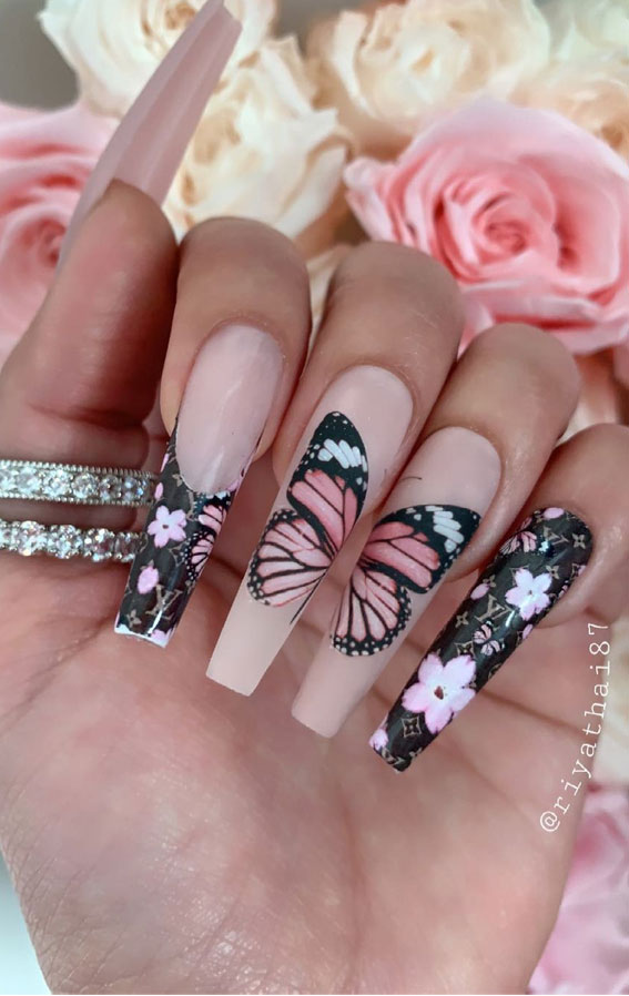 These Will Be the Most Popular Nail Art Designs of 2021 : LV black and ...