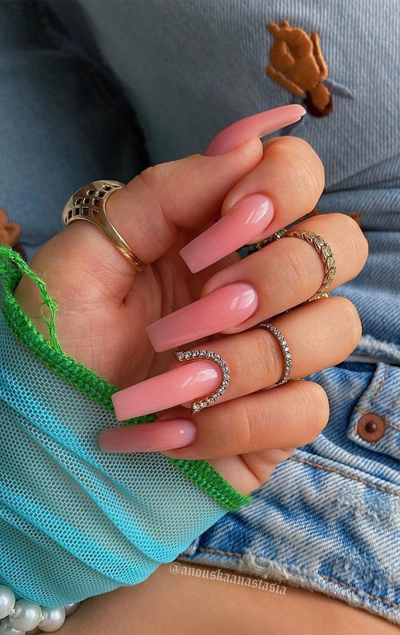 The Prettiest Summer Nail Designs We’ve Saved : Nude pink coffin nails