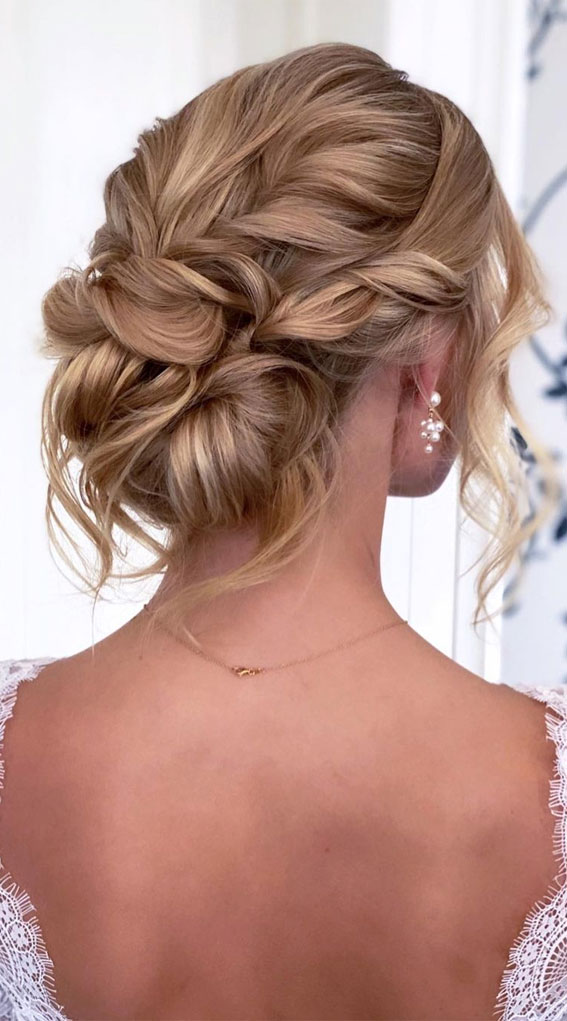 40 Newest Messy Buns for 2024 - The Right Hairstyles