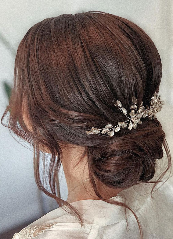 low updo, simple updo, bridal updo hairstyles 2021, low bun wedding hairstyles, wedding hairstyles 2021
