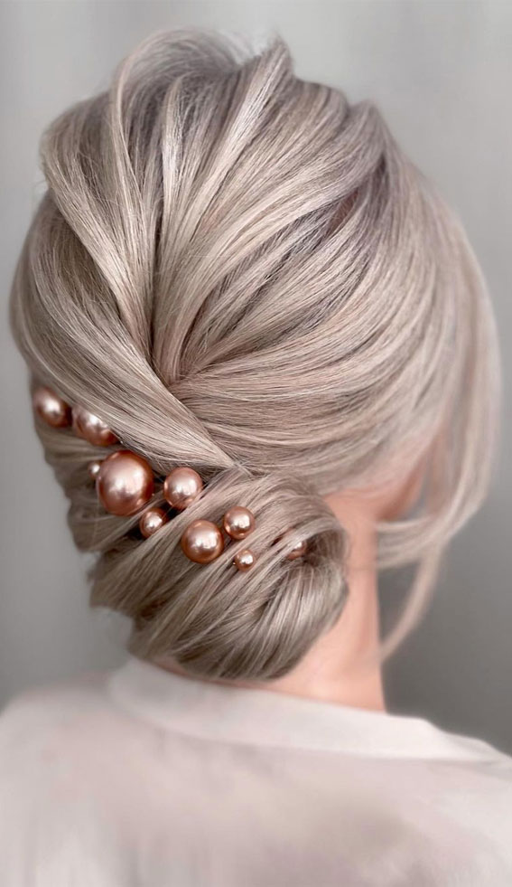 three fav pre wedding DIY bridal hairstyles how to tutorials for brides 2