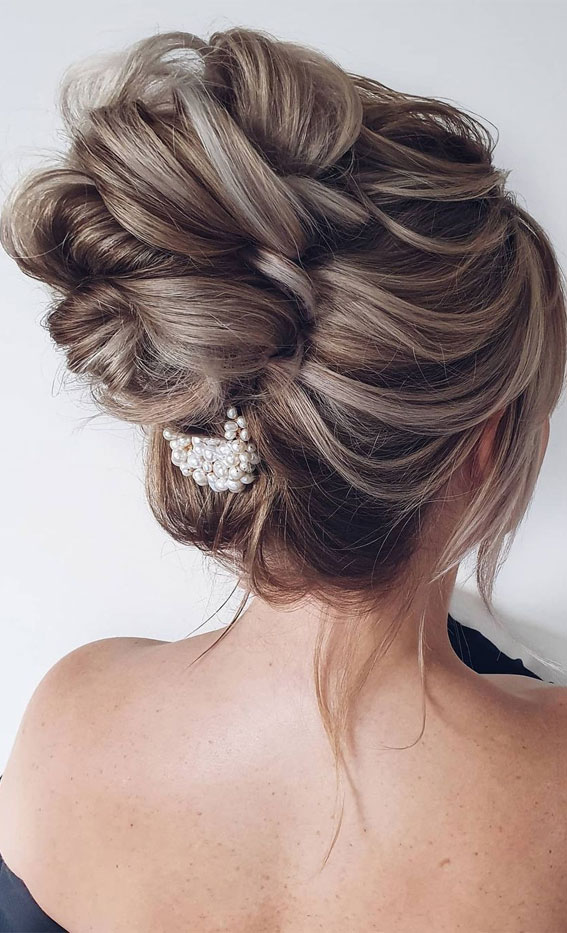 55 Simple And Easy Updo Hairstyles For All Hair Lengths | Fabbon