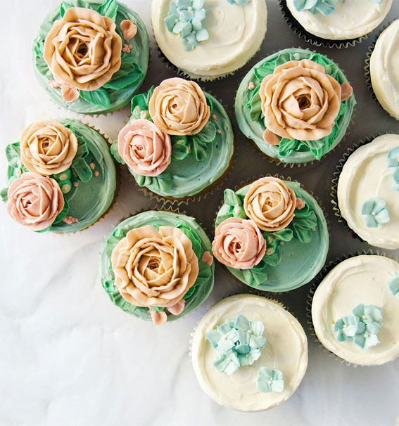 Cupcake Ideas Almost Too Cute to Eat : Dedicating blue and teal themed cupcakes