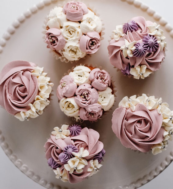 Cupcake Ideas Almost Too Cute to Eat : A bouquet of cupcakes