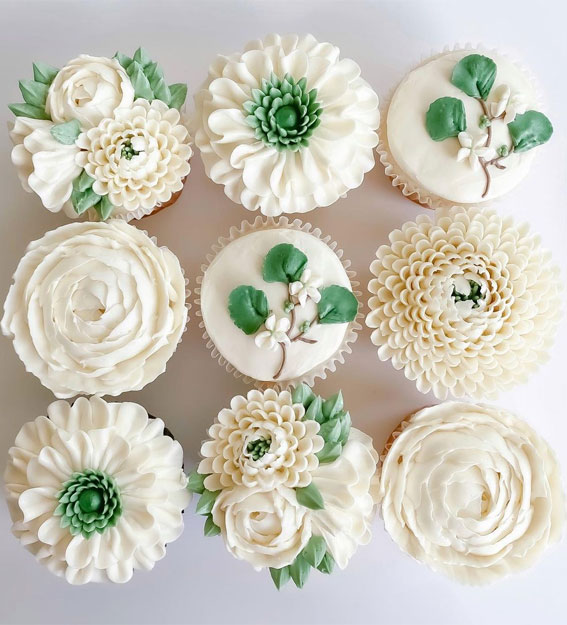 Cupcake Ideas Almost Too Cute to Eat : Green and White Garden Cupcakes