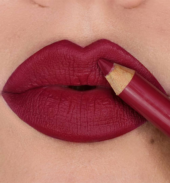 Perfect Lip Makeup Ideas : Deep Berry Lips