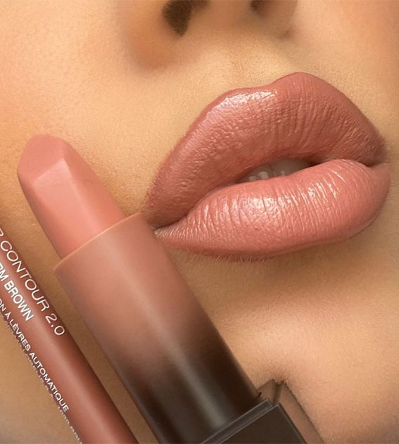 Perfect Lip Makeup Ideas : Warm Brown Nude Lips