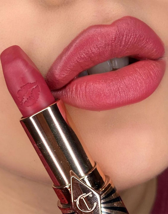 Perfect Lip Makeup Ideas : Berry Pink Lipstick