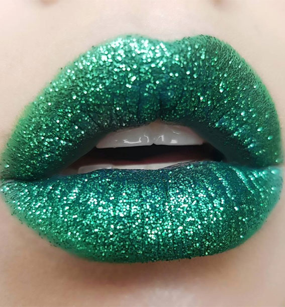 green glitter lip makeup, lips makeup, lip aesthetic, lip makeup ideas, lip makeup images, pink lips, pink lip makeup, glossy lips, glossy lip makeup products #lipmakeup