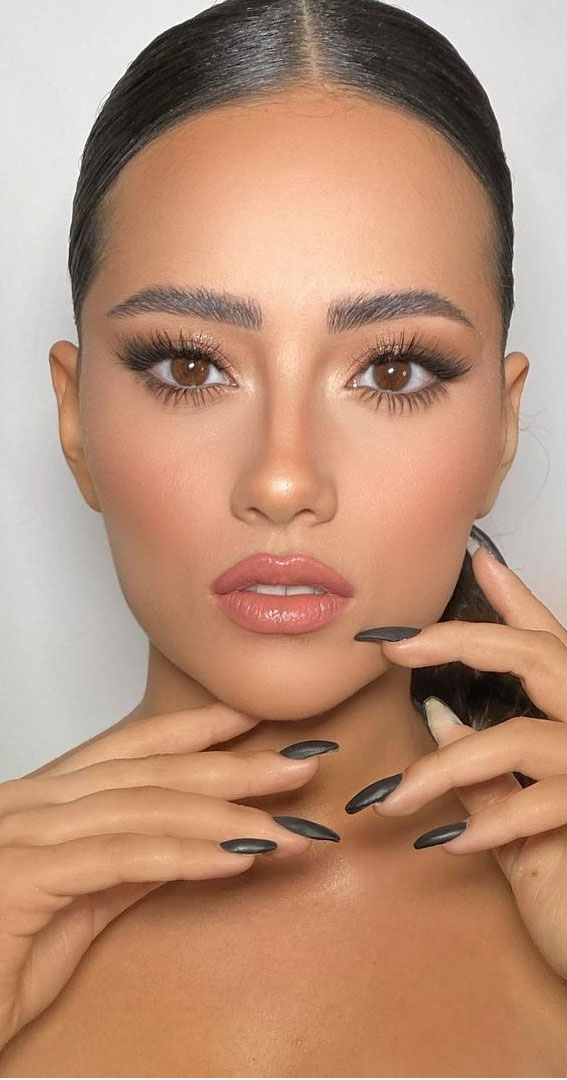 Stunning makeup looks 2021 : Stunning Soft Makeup