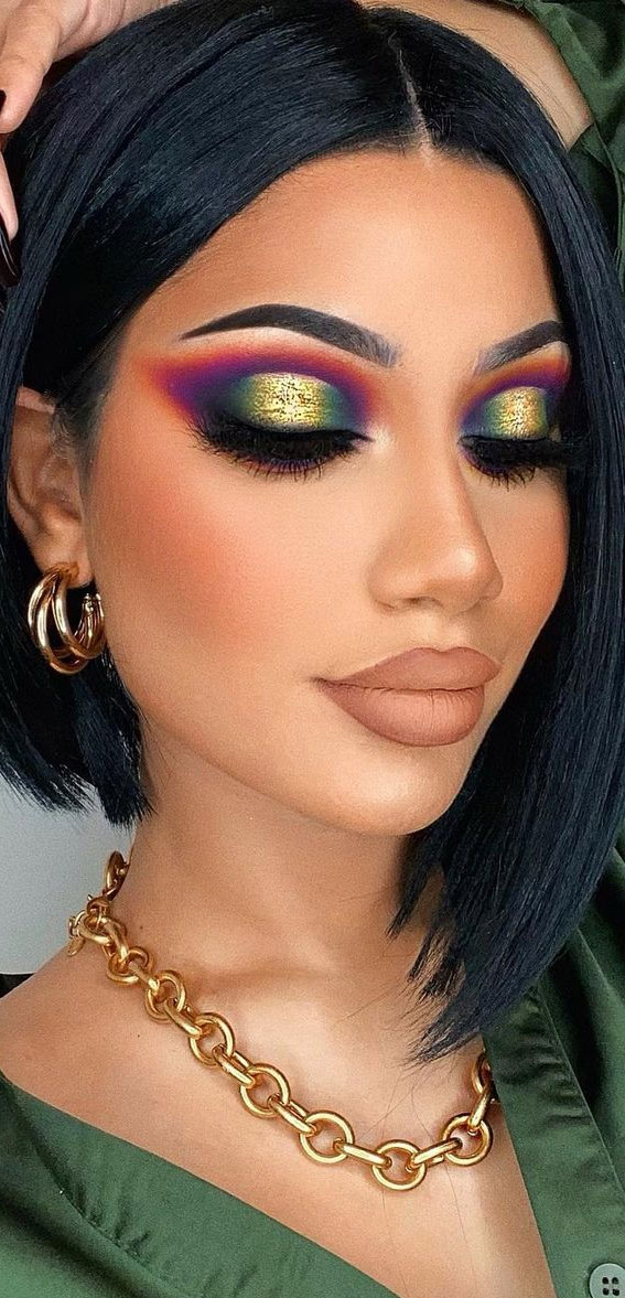 Stunning makeup looks 2021 : Shimmery Green and Purple Eye Makeup Look