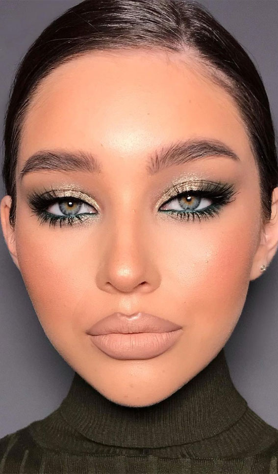 Stunning makeup looks 2021 : Magic Green