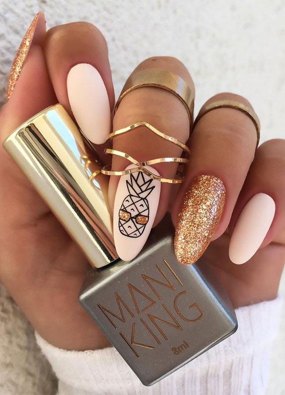 pineapple nails, glitter gold nails, nude summer nails 2021, summer nail ideas 2021, summer nail trends 2021, almond shaped nails, oval shaped nails, summer nails 2021, cute summer nails 2021, bright summer nails 2021, bright summer nails 2021
