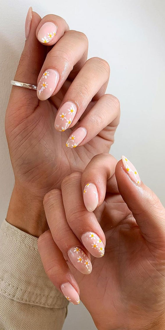 cute summer nails, flower nails, flower summer nail art design, summer nail art designs, nude summer nails, summer nails 2021