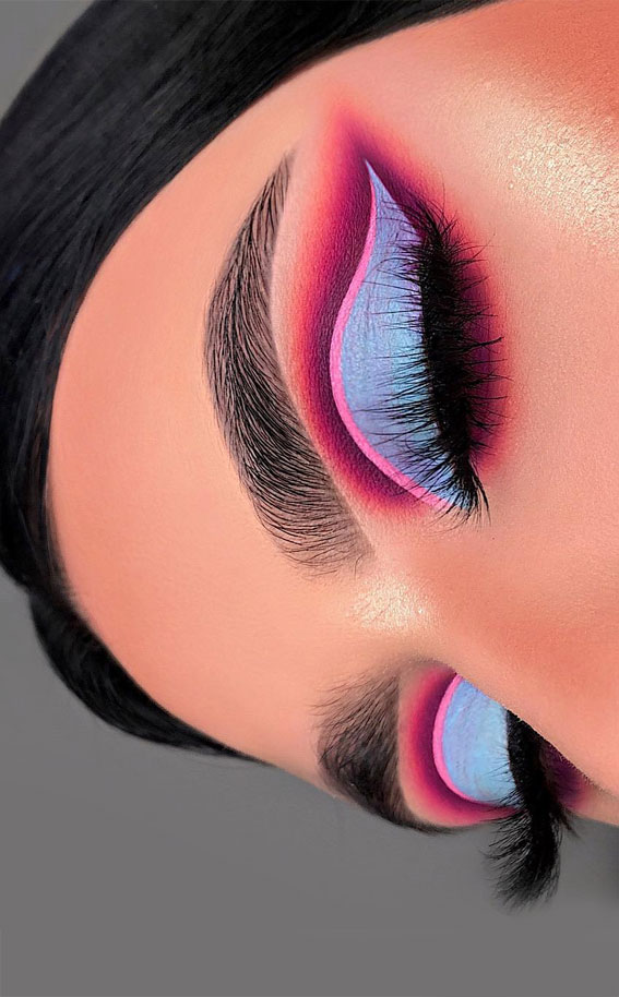 20 Cool makeup looks and Ideas for 2021 : Blue and Pink Makeup looks