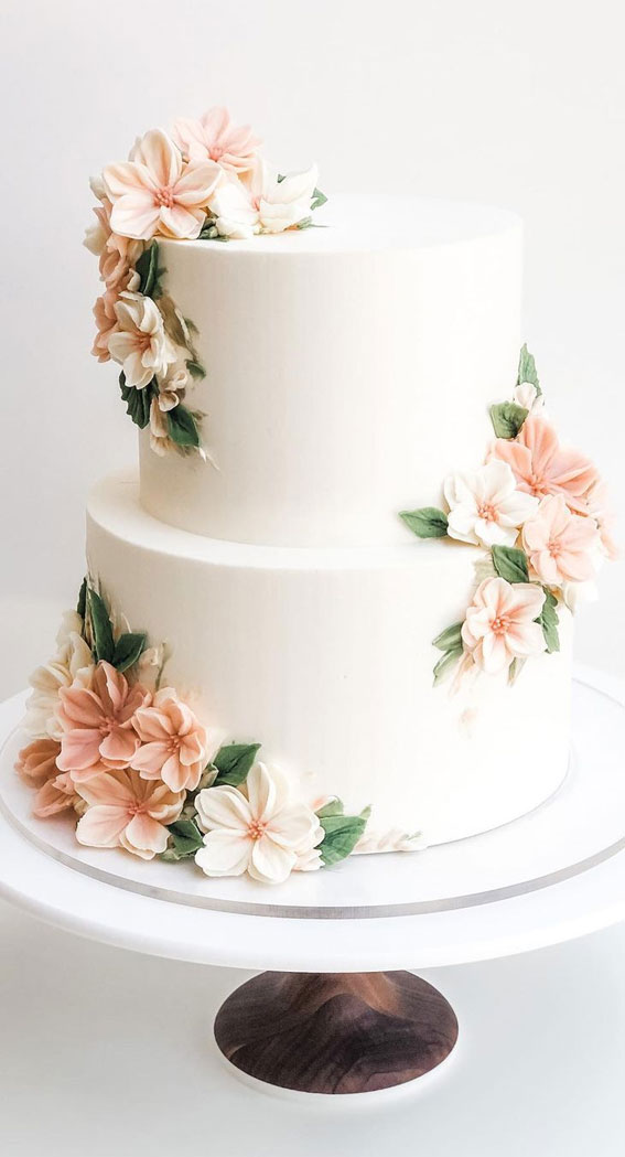 Simple Fall Two Tier Wedding Cake | Wedding cakes with flowers, Wedding cake  cost, Fall wedding cakes